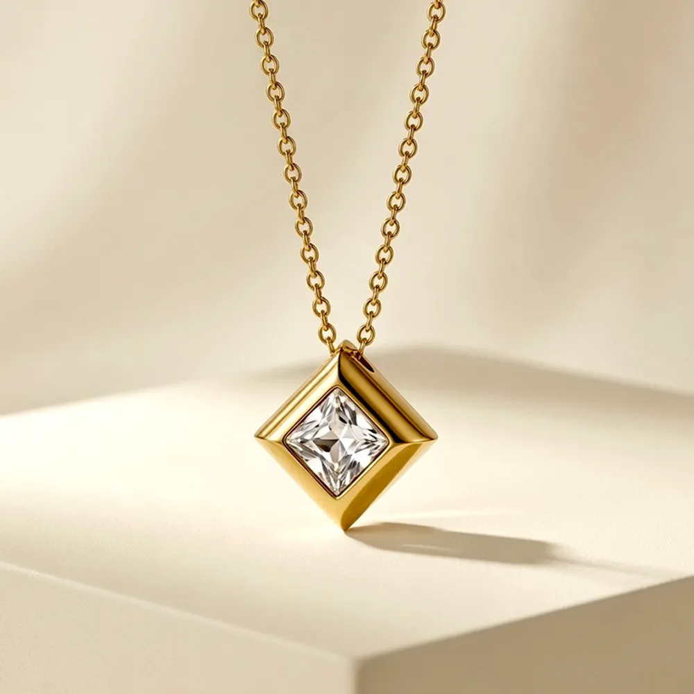 Pendant 076