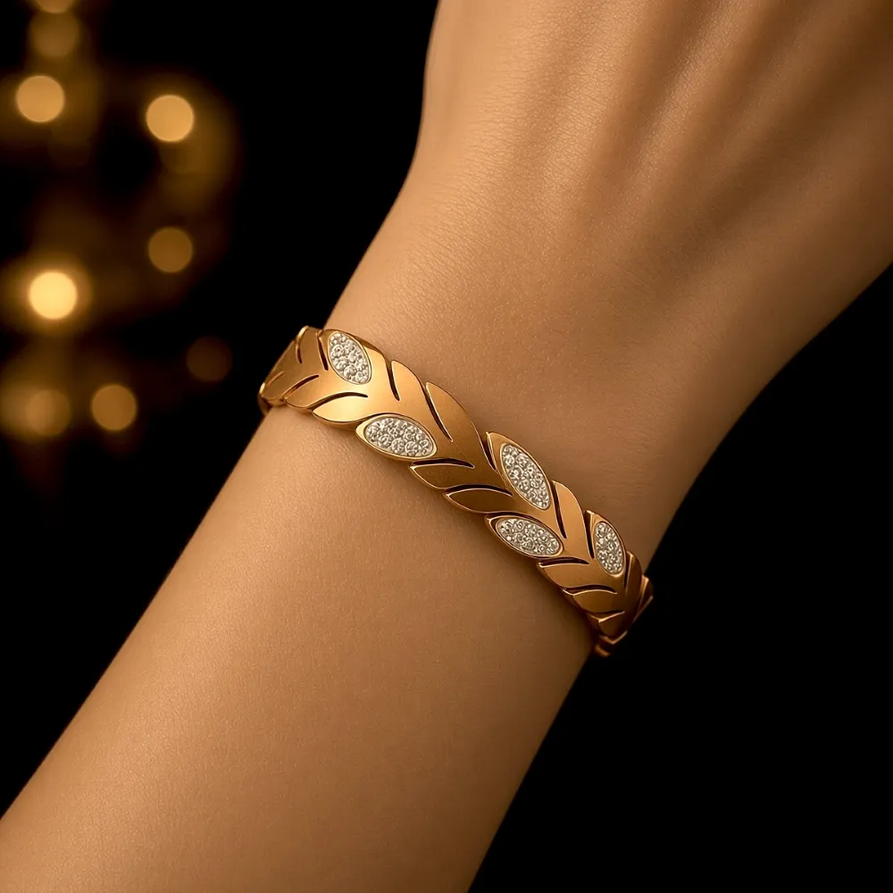 Wristwear 25 - Image 2