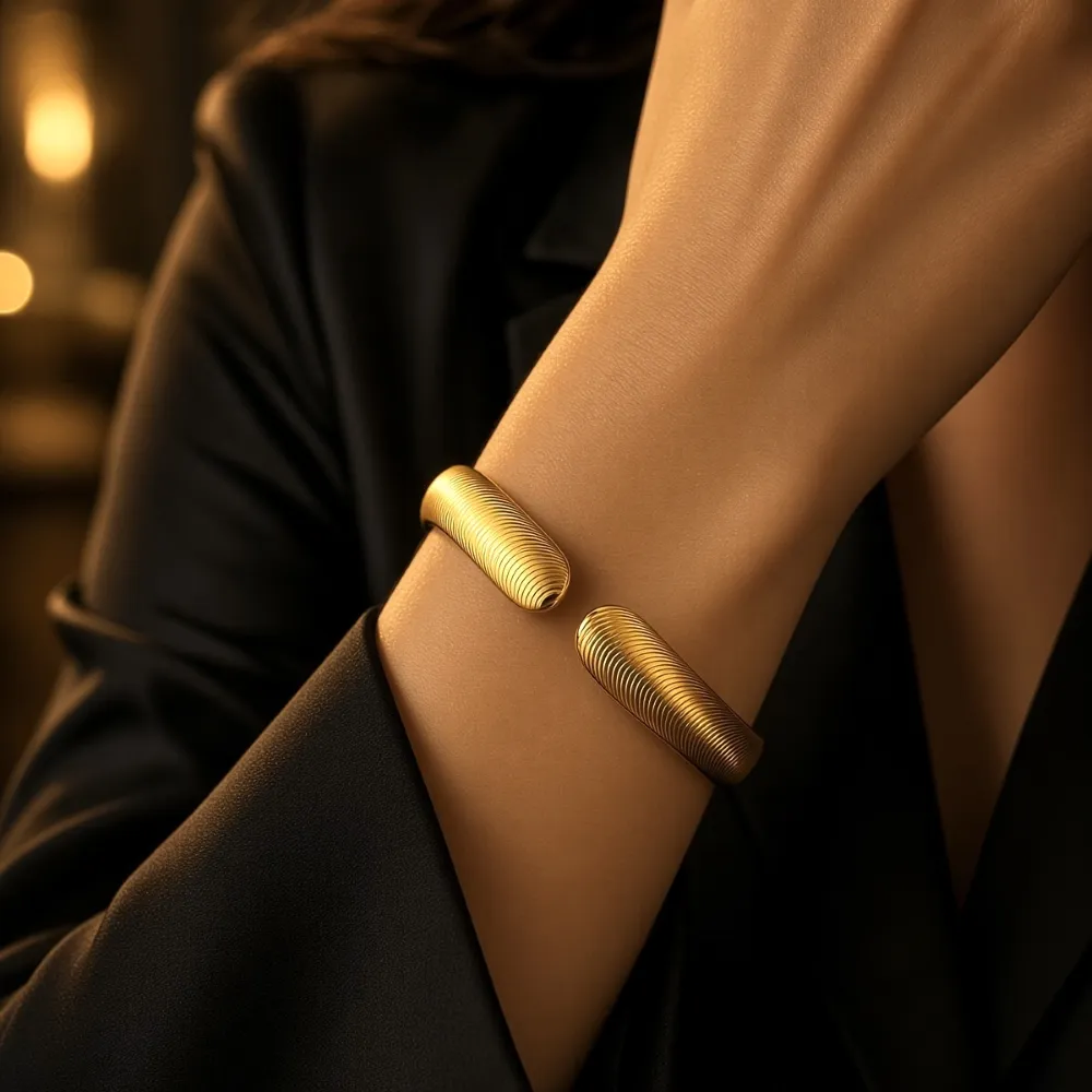 Wristwear 35 - Image 2